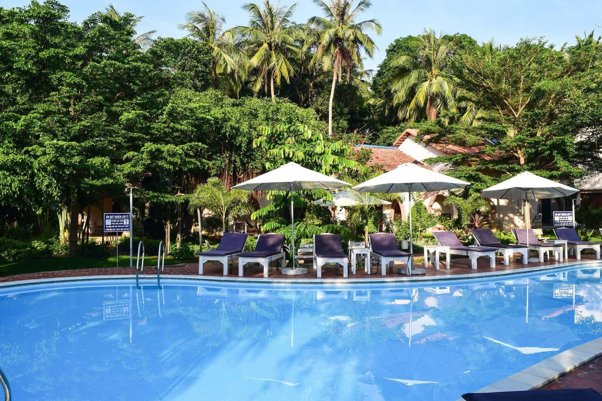 Diadem Resort Duong Dong Exterior foto