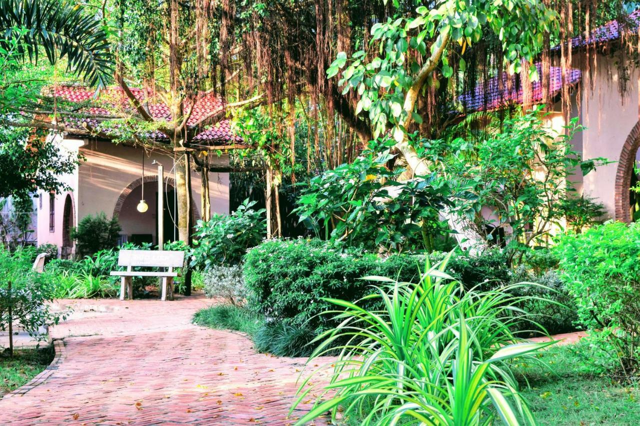 Diadem Resort Duong Dong Exterior foto